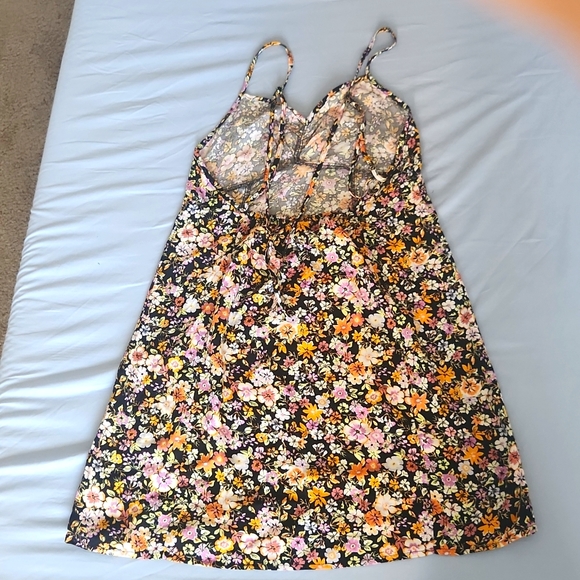 Small Wild Fable Floral Backless Dress - Picture 2 of 2